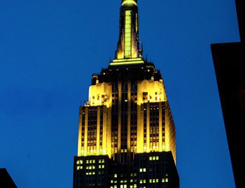 Empire State Building Lights Up Black & Yellow